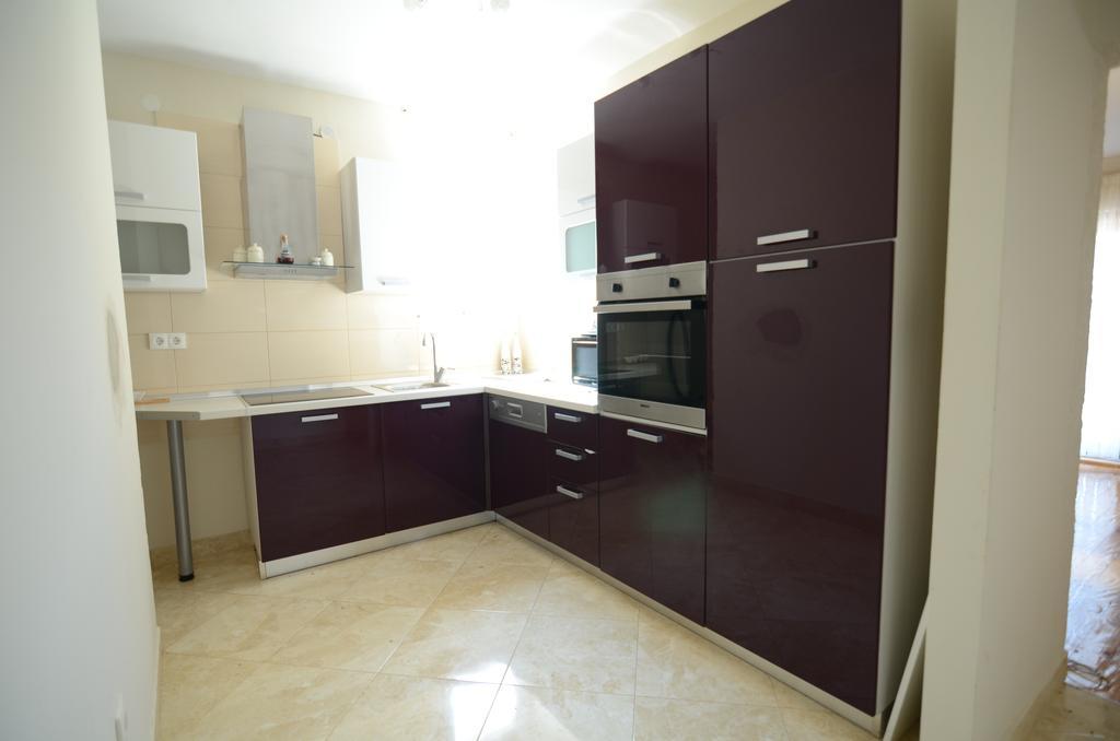 Apartment Emi Sukosan Ngoại thất bức ảnh